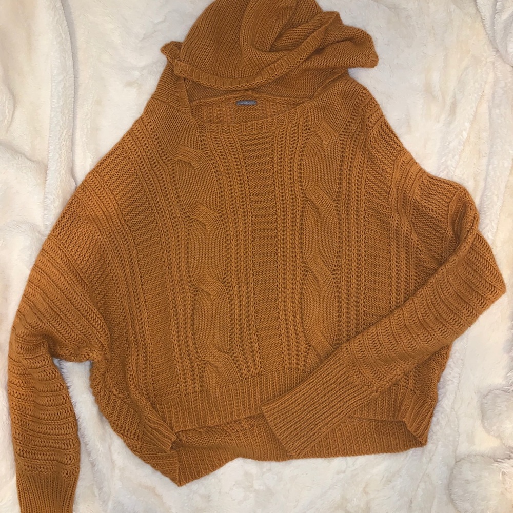 Oversized perfect for fall sweater!